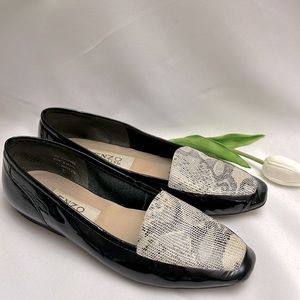 Enzo Angiolini Flays Black patent leather snake skin design shoes